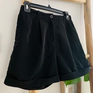 American Apparel High Waisted Black Shorts 💕